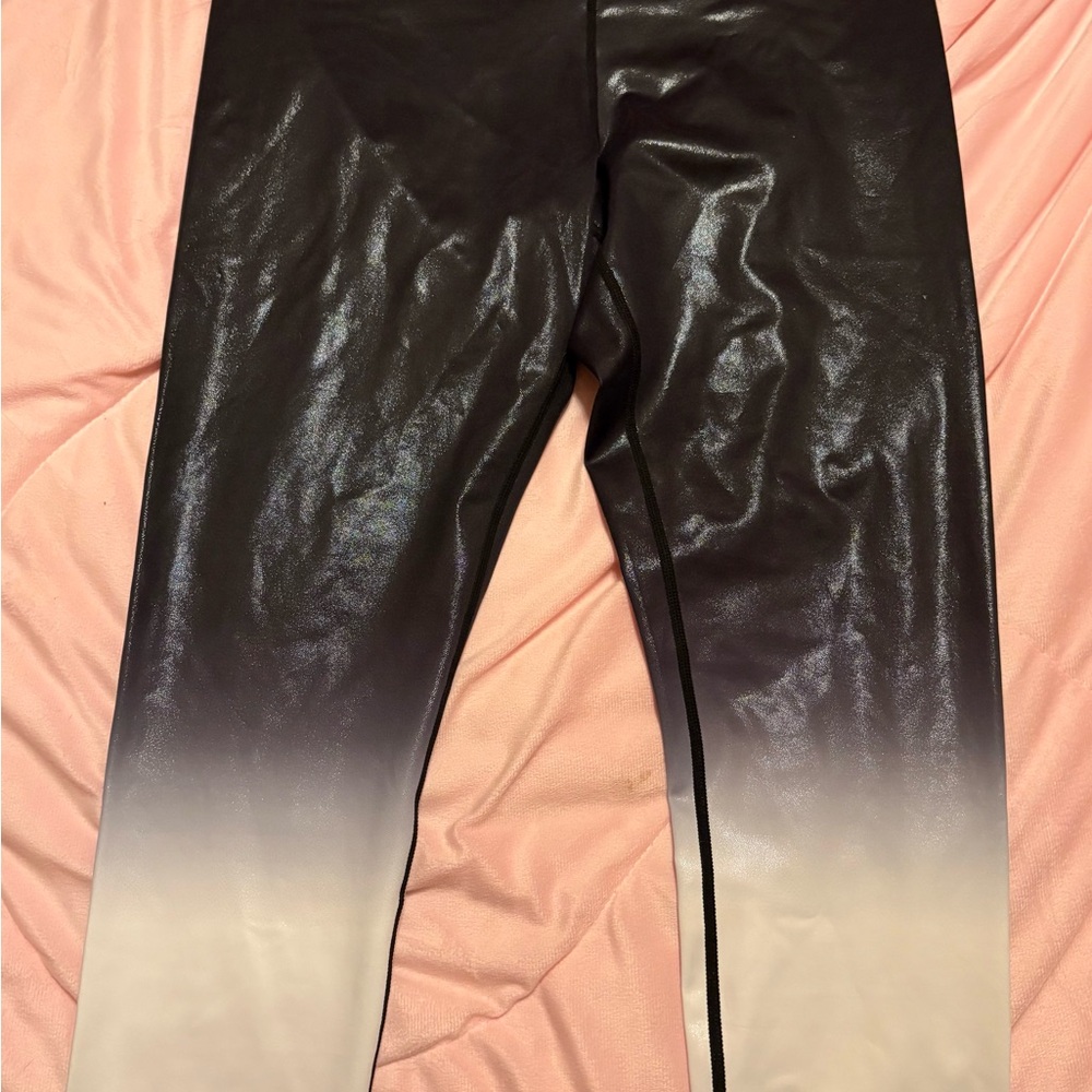 ZYIA Black and White Gradient Leggings